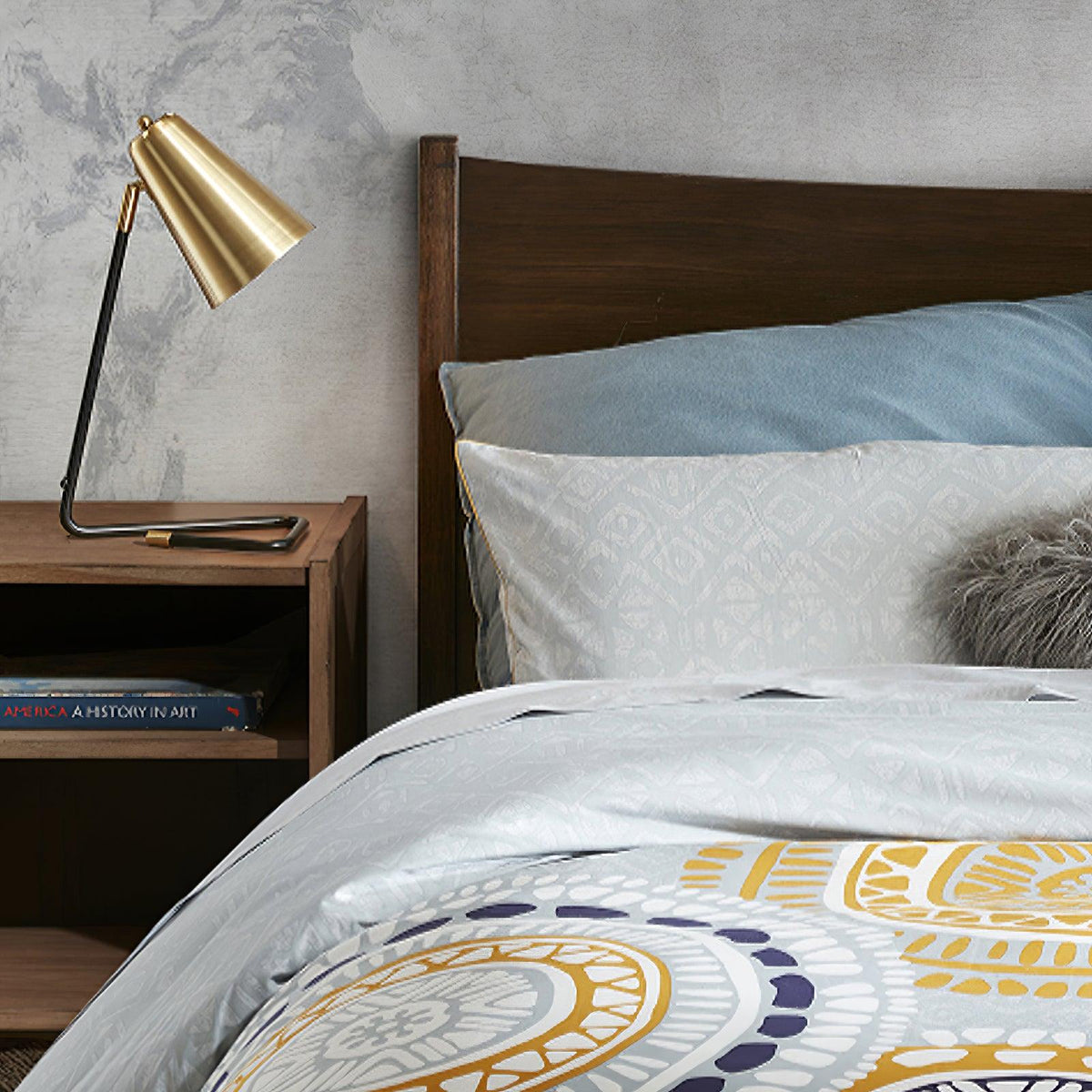 Lumiere Industrial Table Lamp