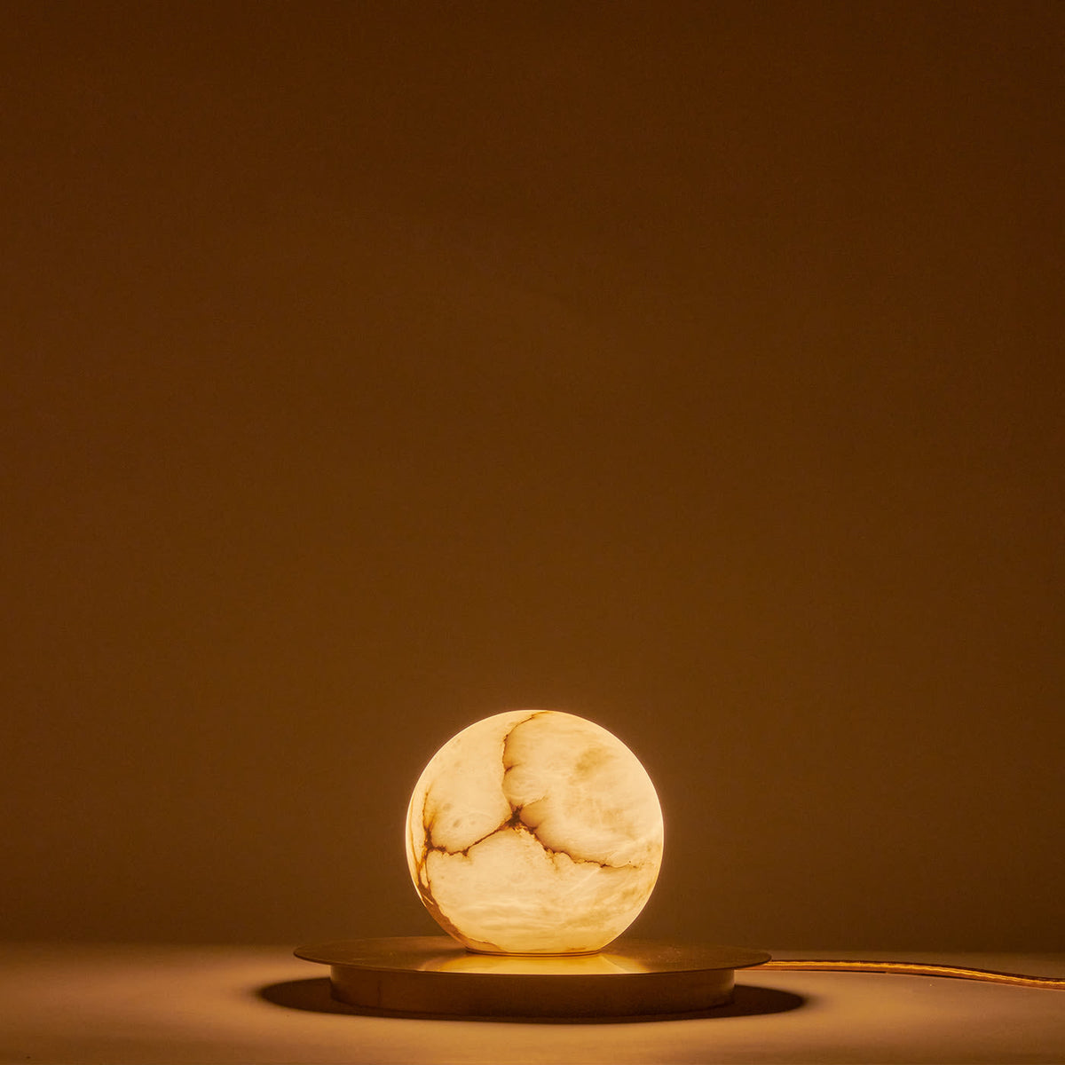 Velelia Table Lamp