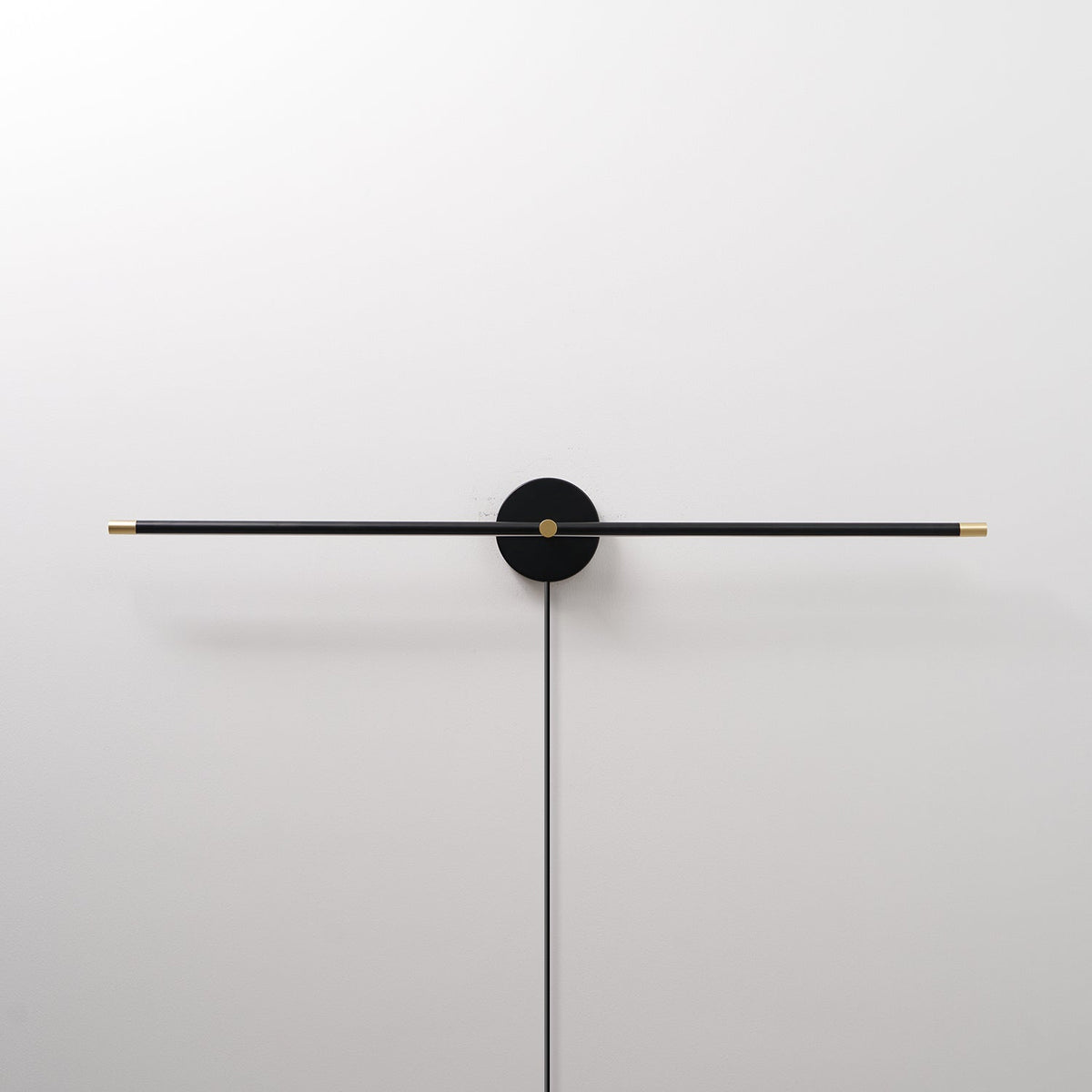 Minimalist Modern Minimalist Linear LED Plug-in Wall Lamp