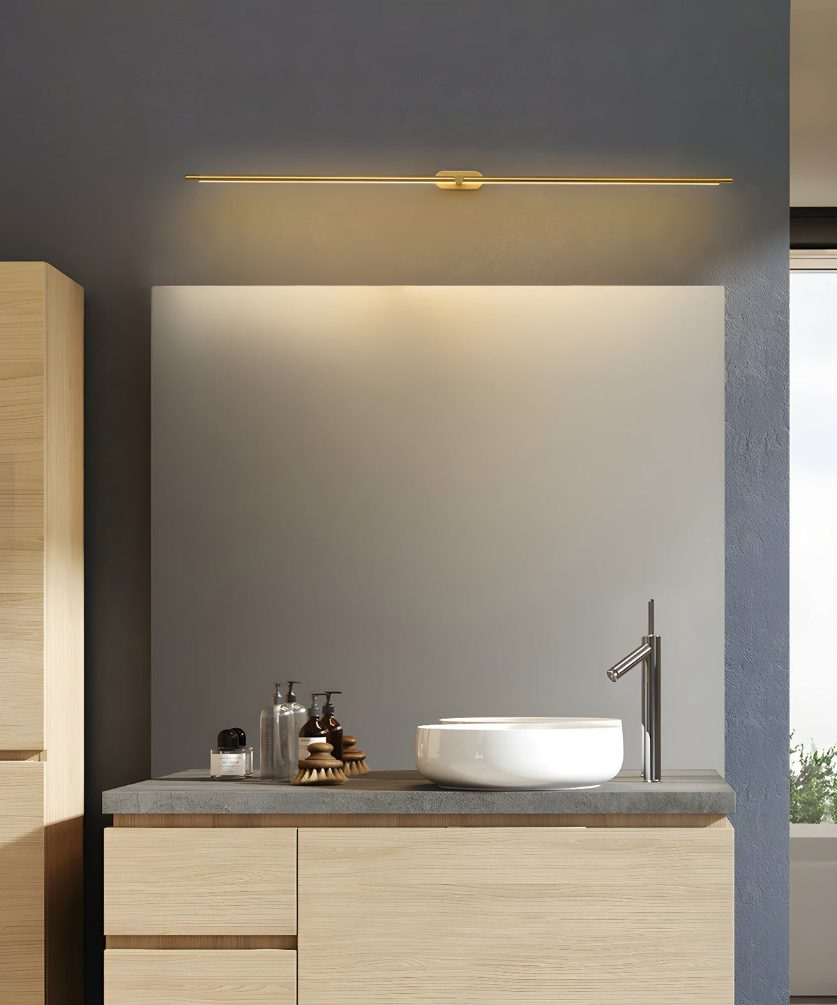Ilaivo Linear Indoor Wall Light