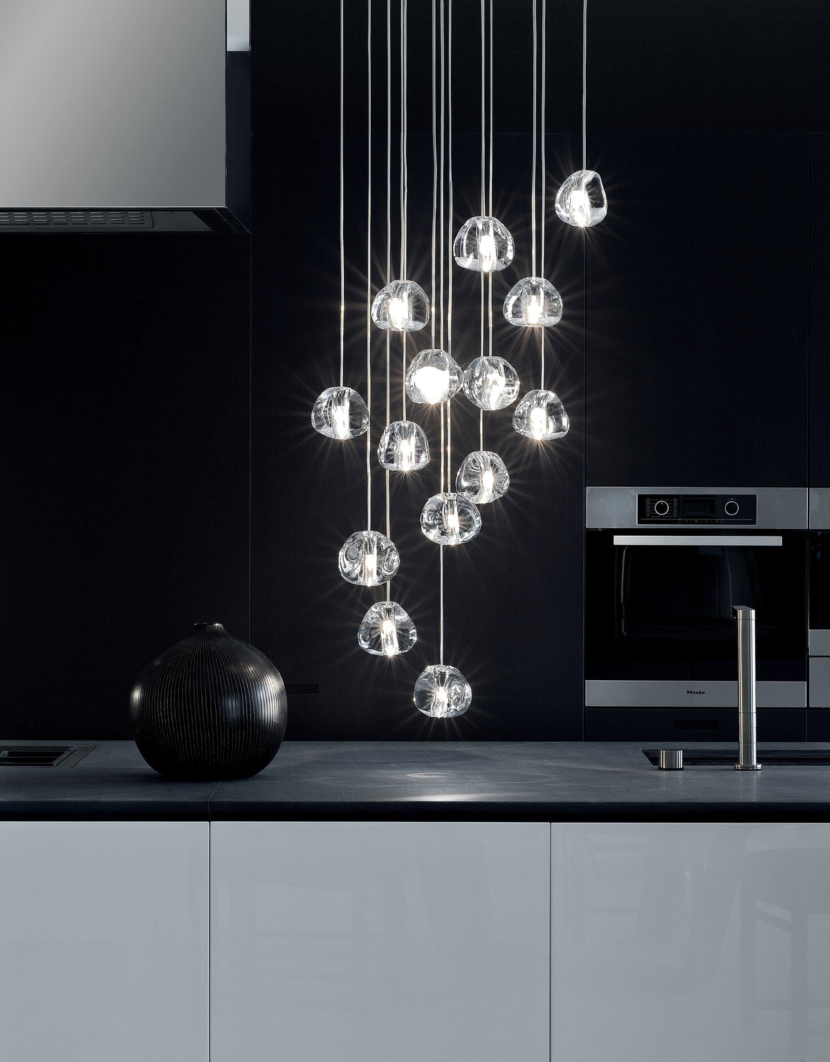 Gevlin Postmodern Luxury Cherry Crystal Pendant Lamp