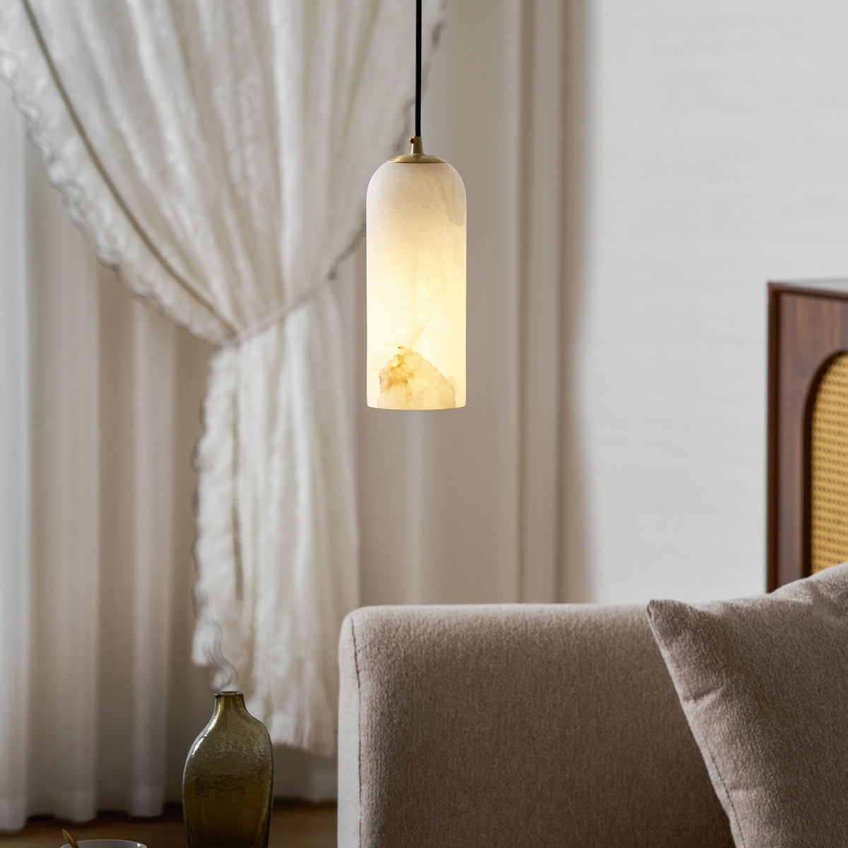 Naem Alabaster Pendant Light