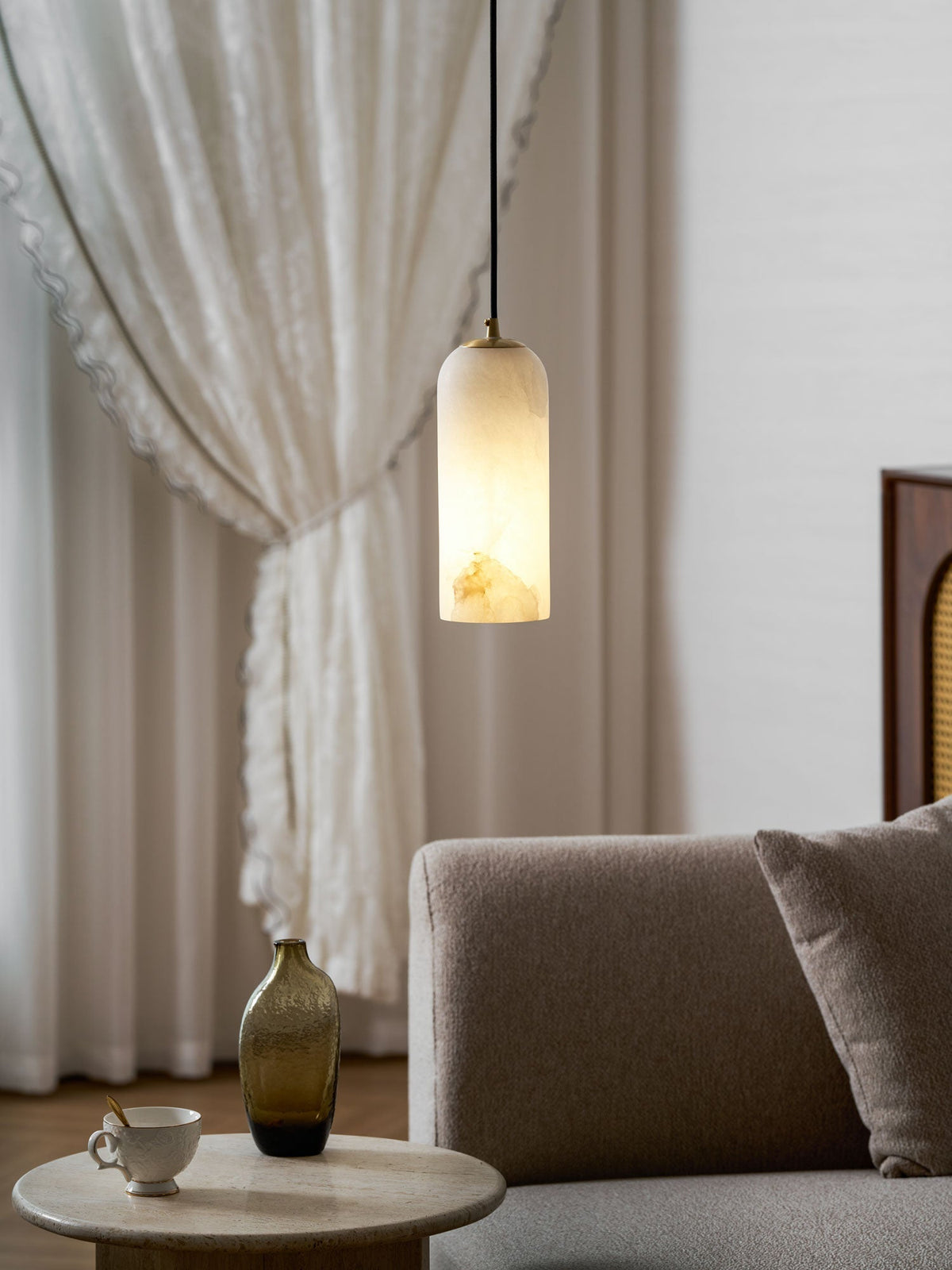 Naem Alabaster Pendant Light