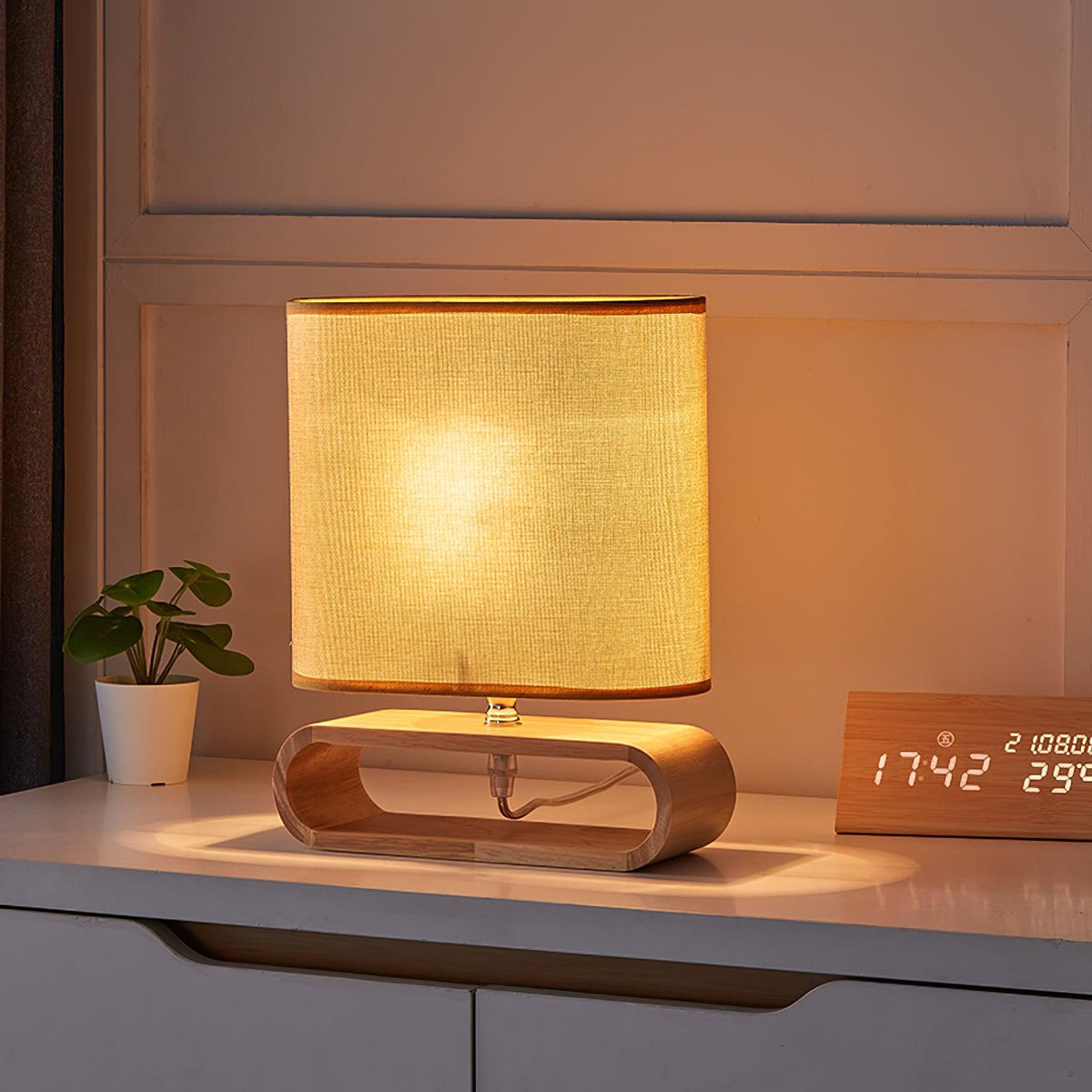 Loop Rustic Wood Table Lamp