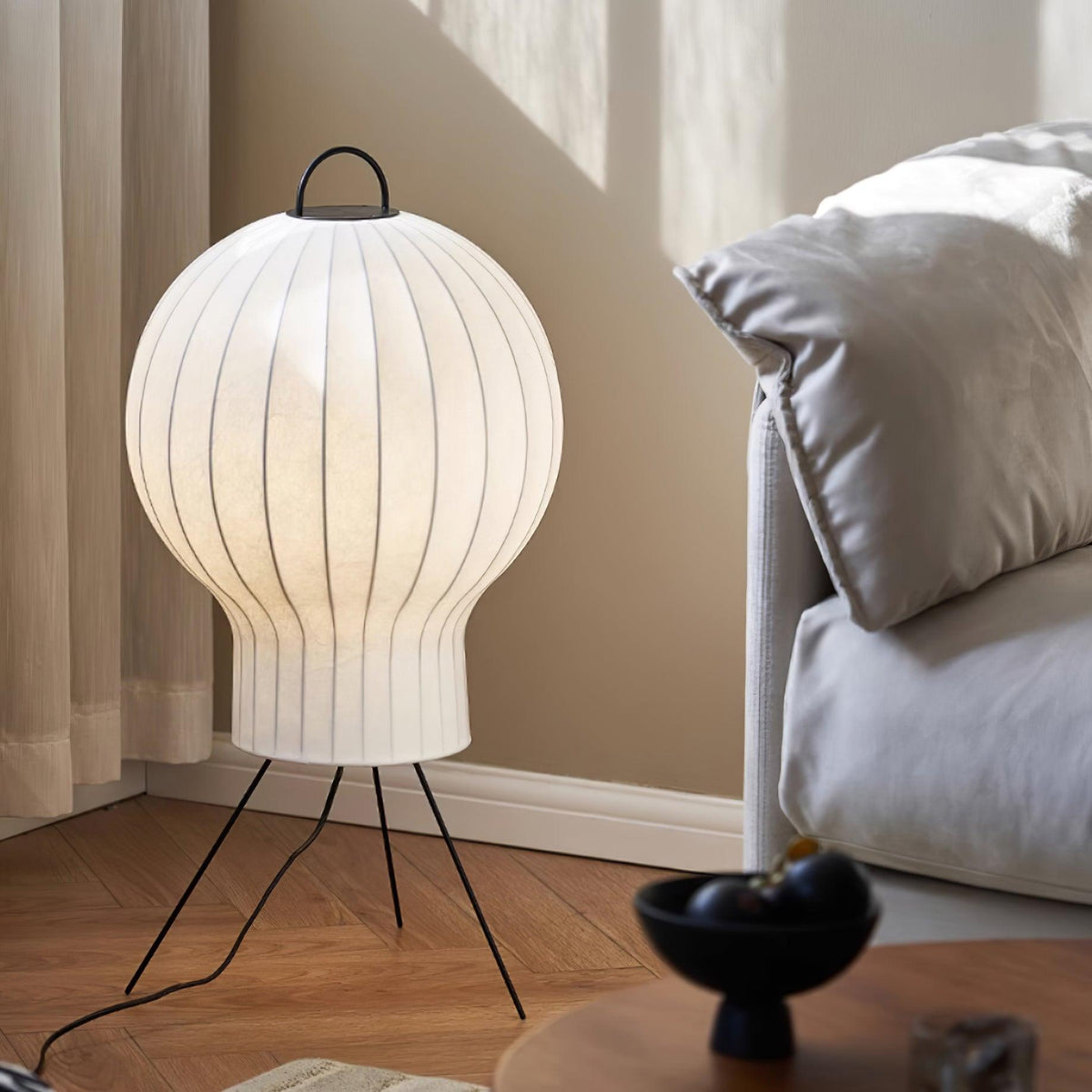 Balloon Minimalist Silk Floor lamp