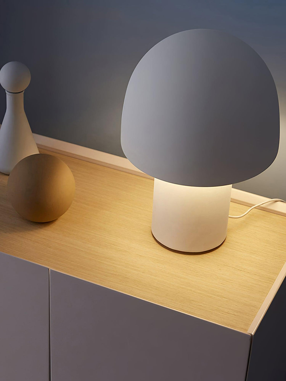 Urathen Retro Table Lamp