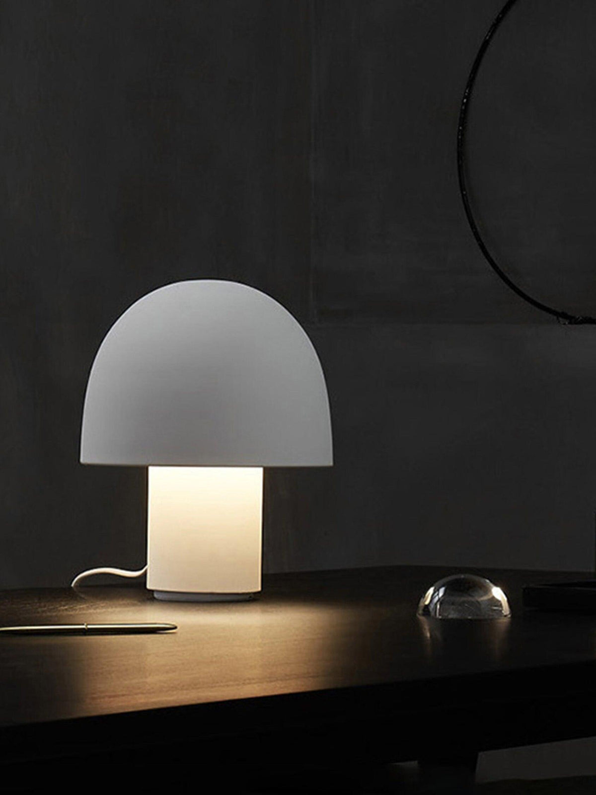 Urathen Retro Table Lamp