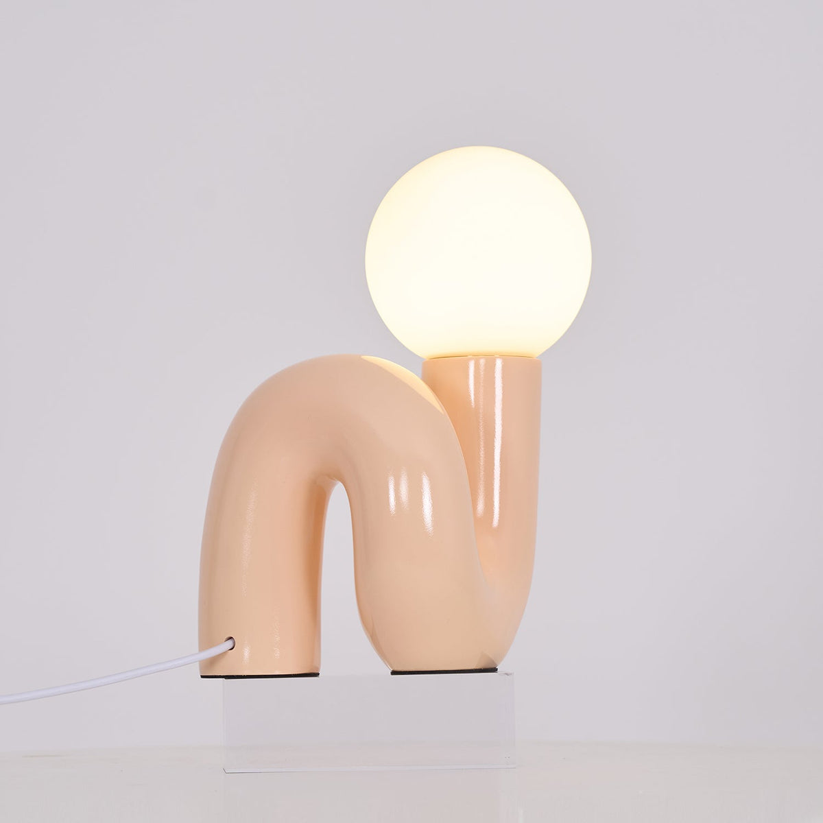 Soreeon Lamp Playful N Shape All White