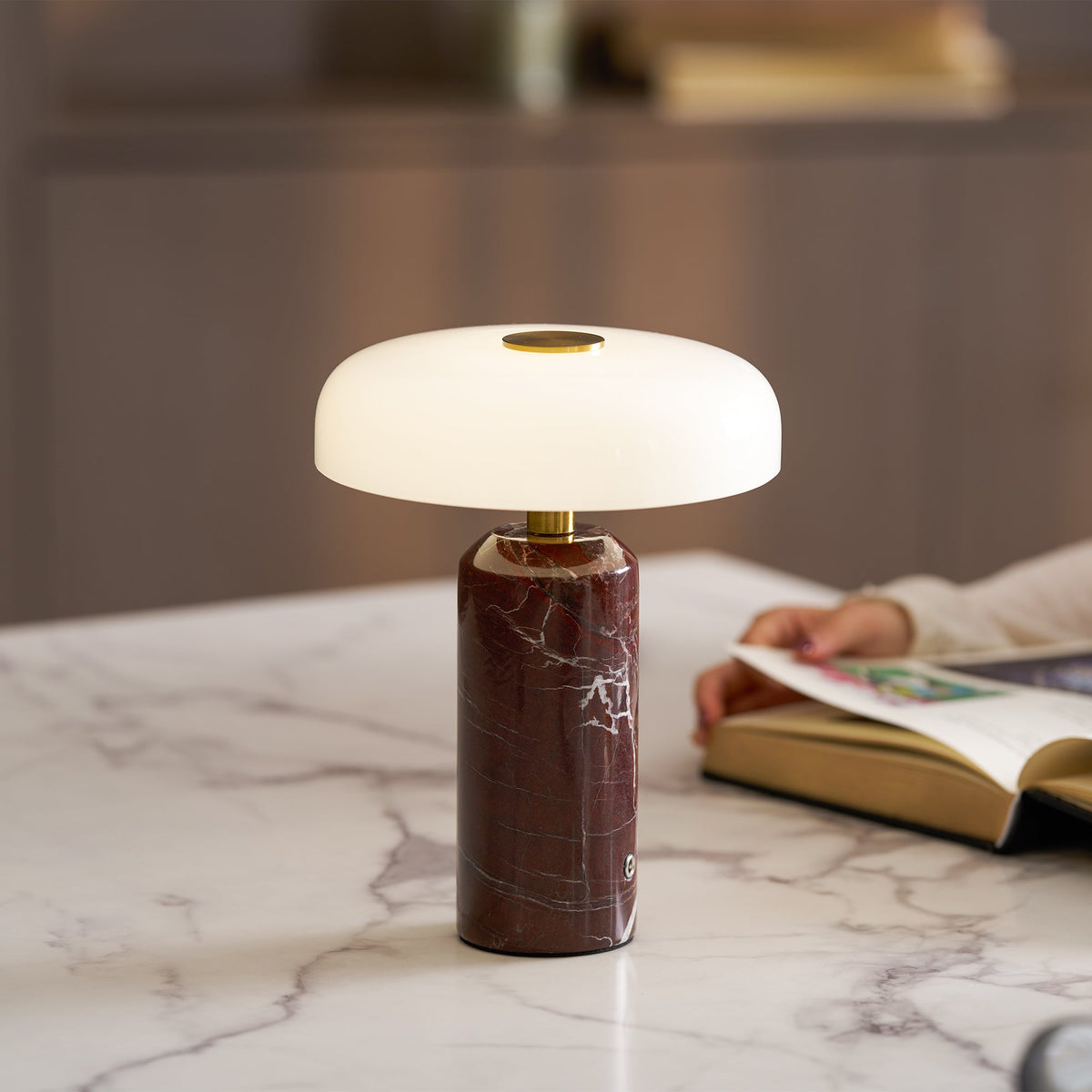 Goeva Marble Table Lamp