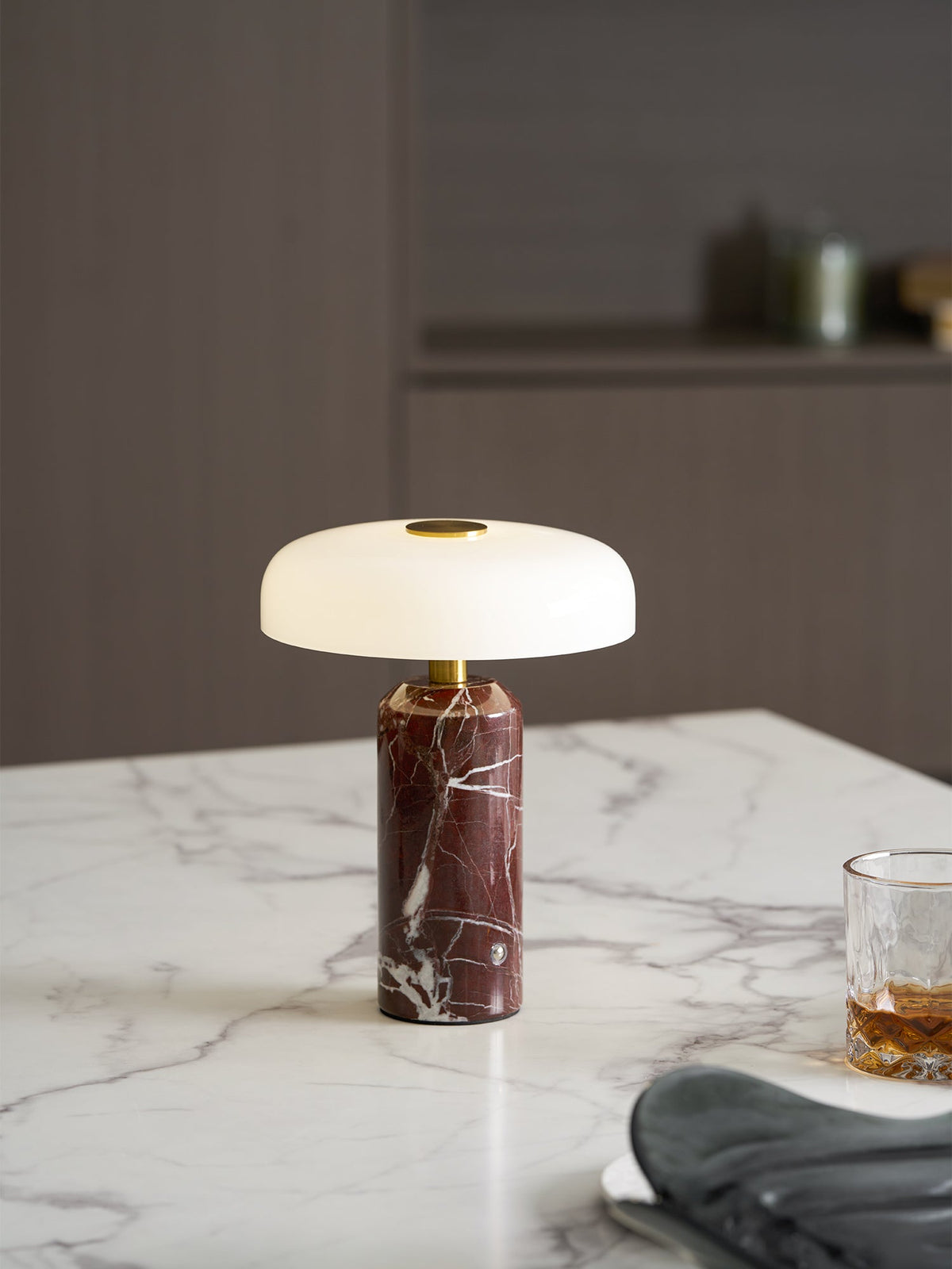 Goeva Marble Table Lamp