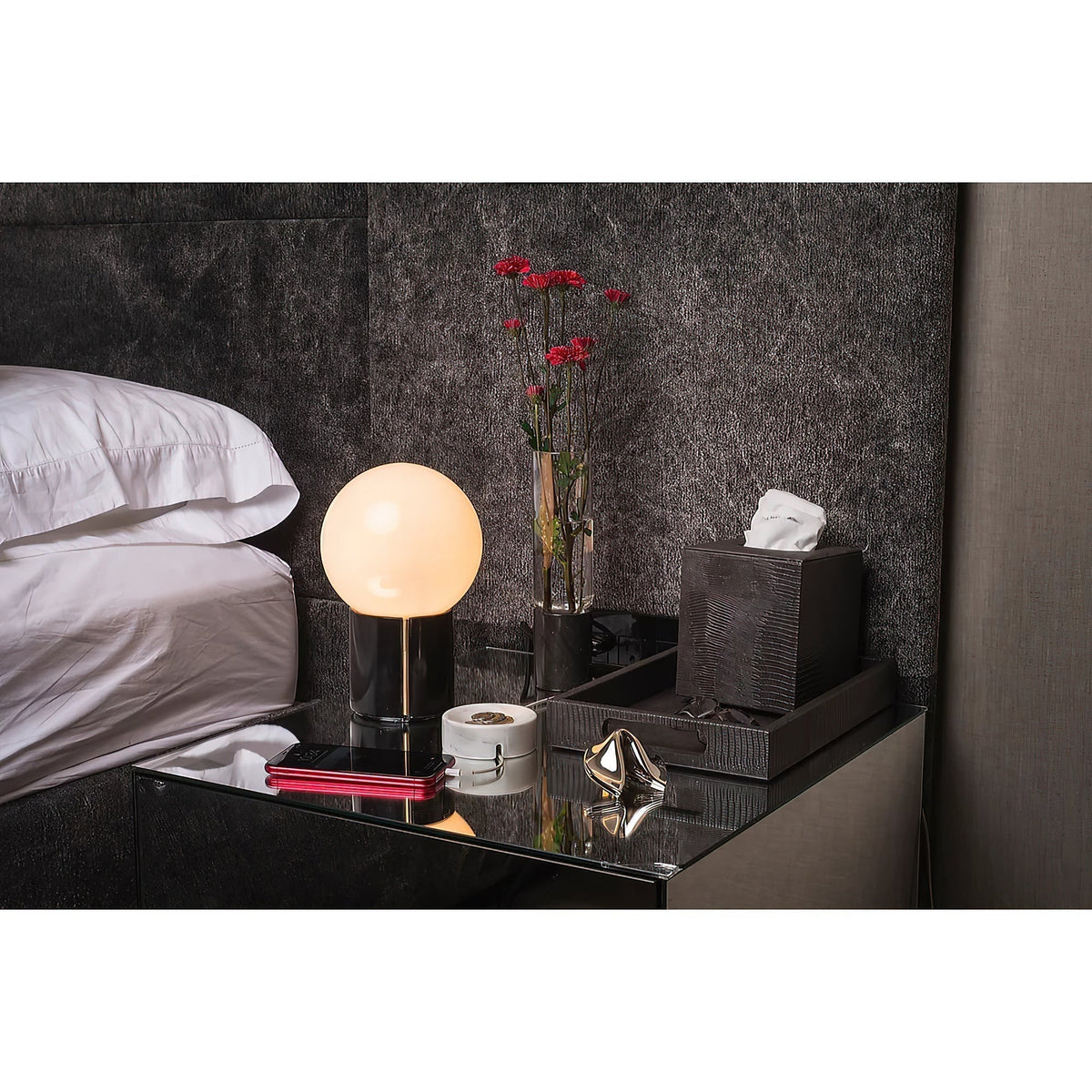 Lumisielle Table Lamp