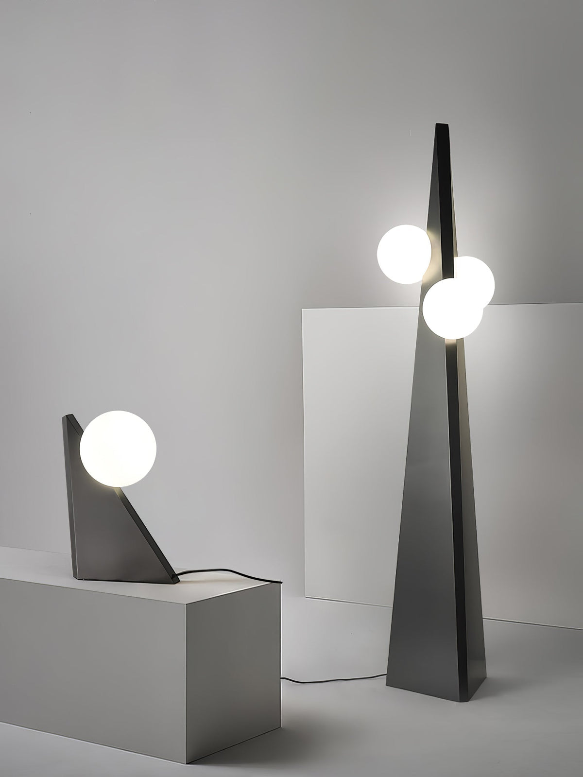 Lymarora Sculptural Floor Lamp