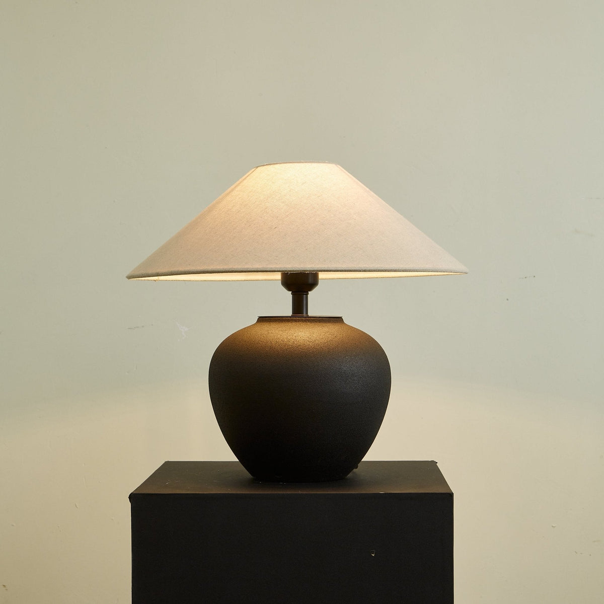 Renenella Classic Ceramics Table Lamp