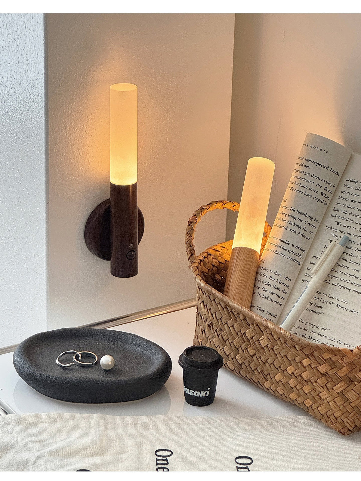 Hexl Magnet Rechargeable Wall Lamp