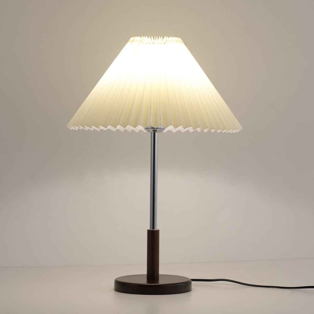 Syliriella Modern Wood Table Lamp