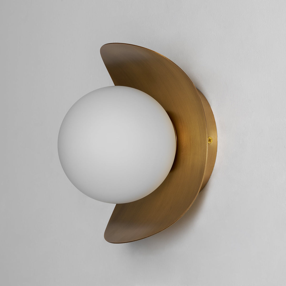 Nozen Brass Indoor Wall Light