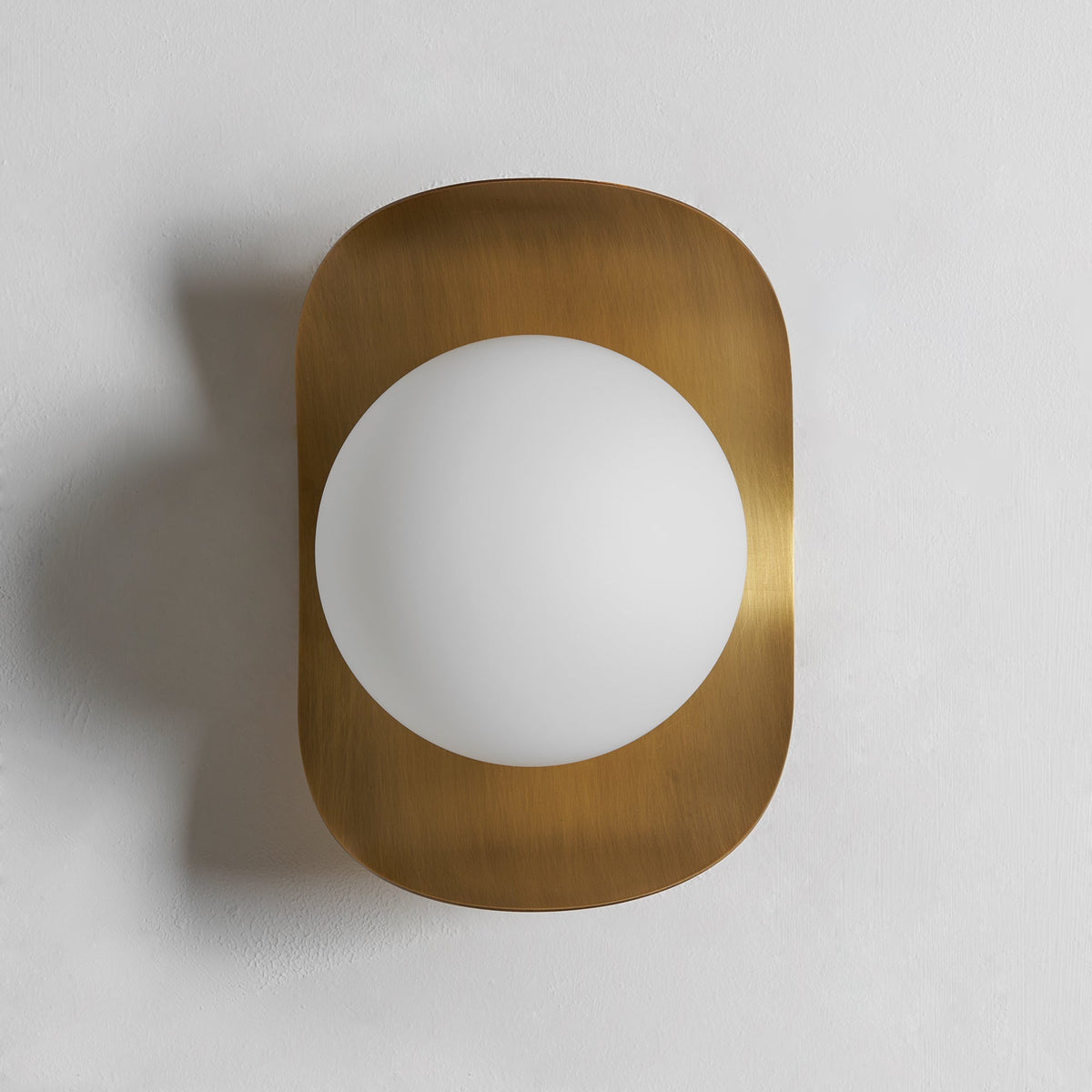 Nozen Brass Indoor Wall Light