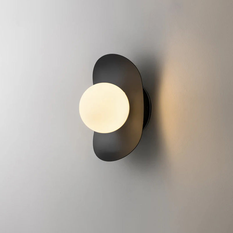 Nozen Brass Indoor Wall Light