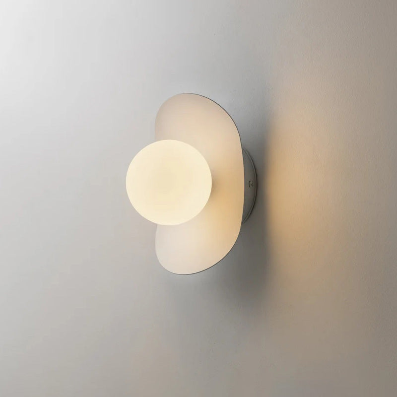 Nozen Brass Indoor Wall Light