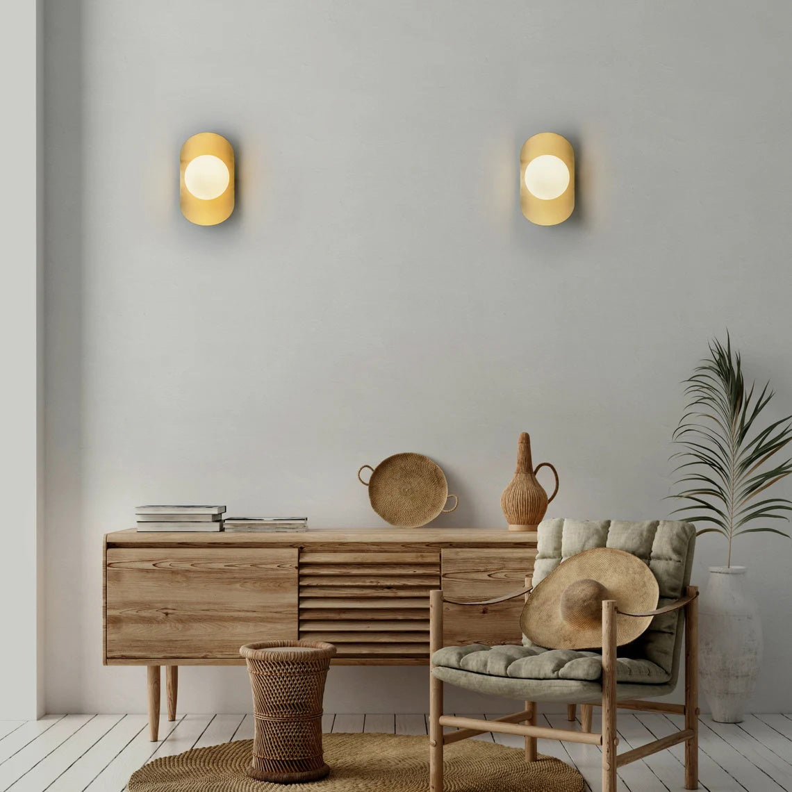 Nozen Brass Indoor Wall Light