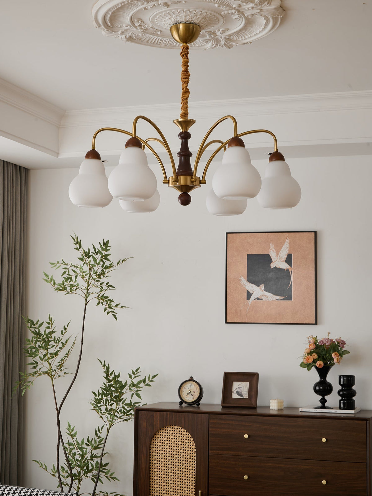 Novelle Traditional Elegance Vintage Wood Chandelier