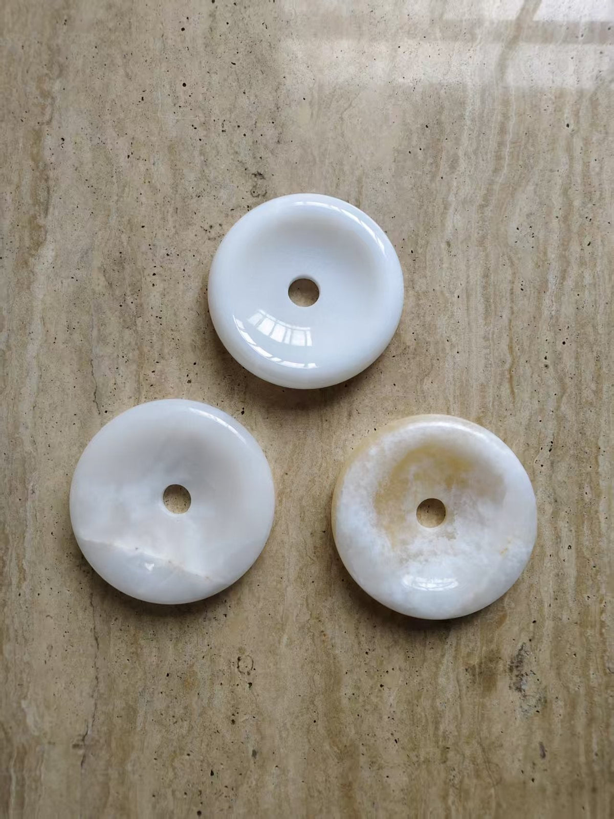 Pilen Onyx Indoor Wall Light