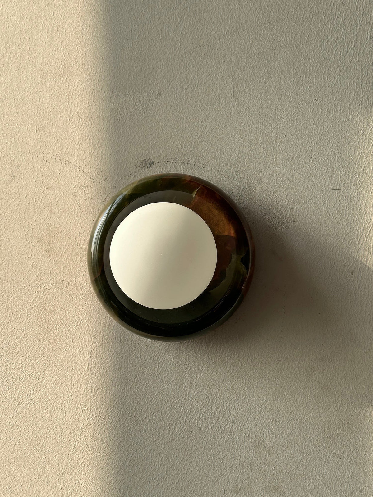 Xezo Onyx Indoor Wall Light