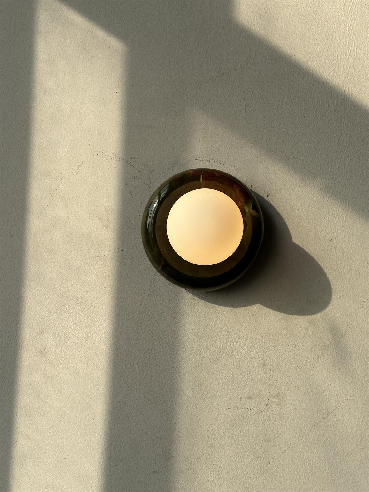 Xezo Onyx Indoor Wall Light