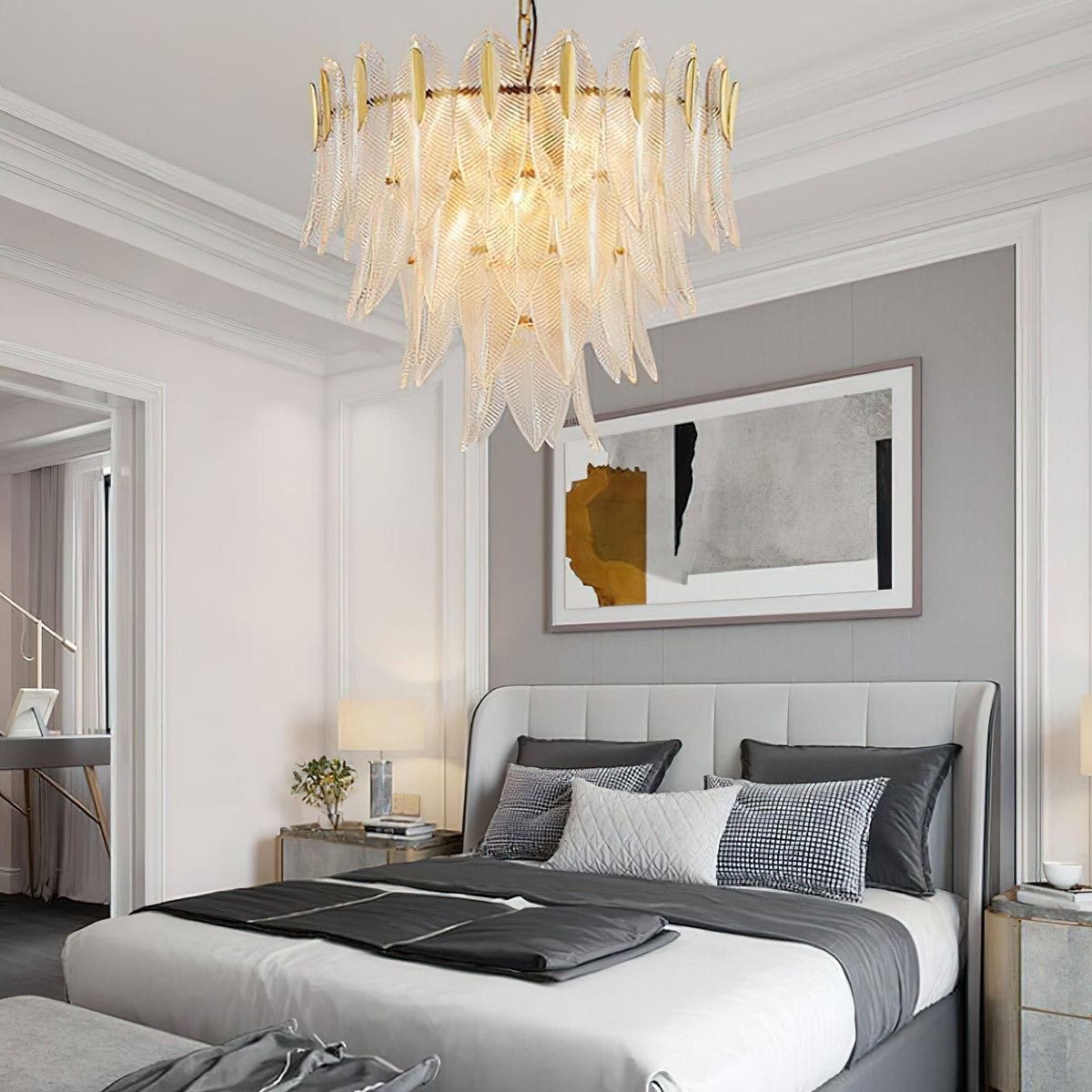Ivthayra Chandelier