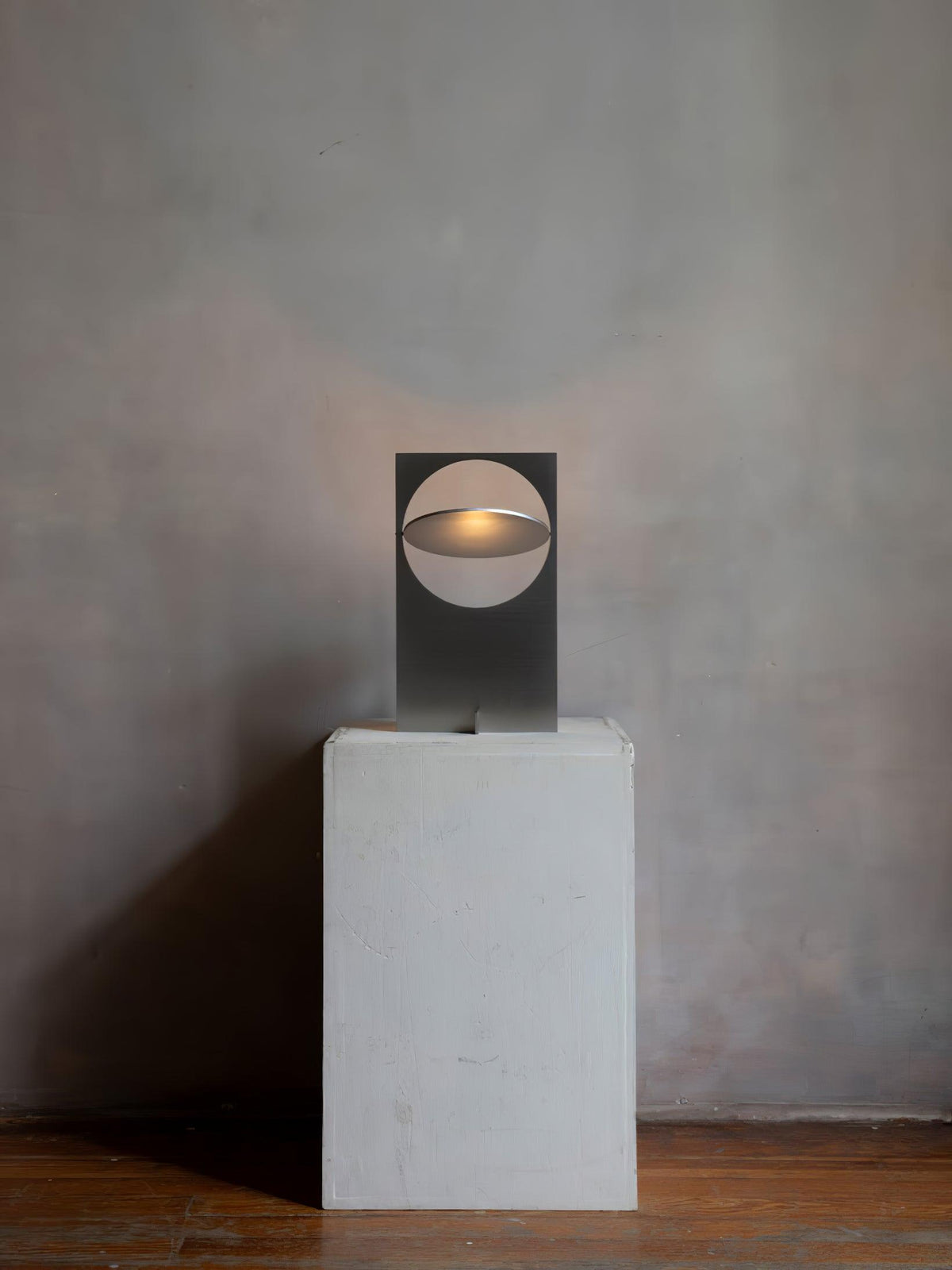 Sixor Steel Futuristic Table Lamp