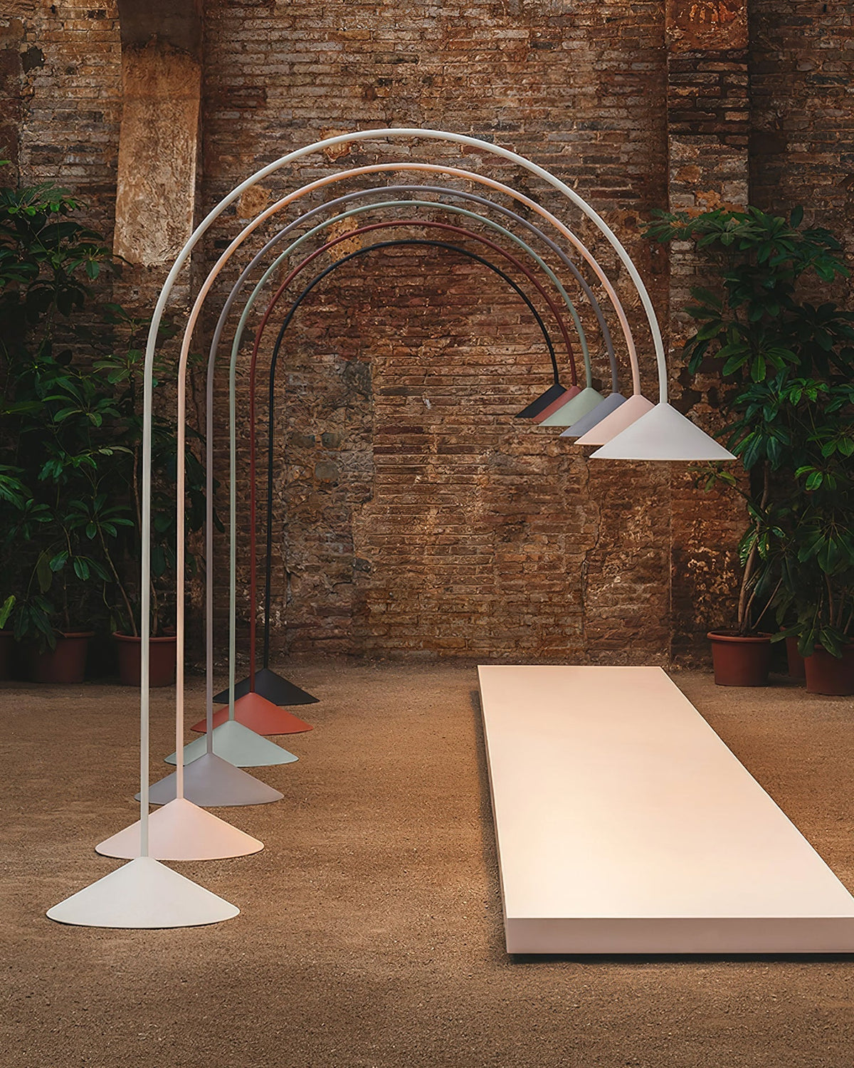 Civara Minimalist Floor Lamp