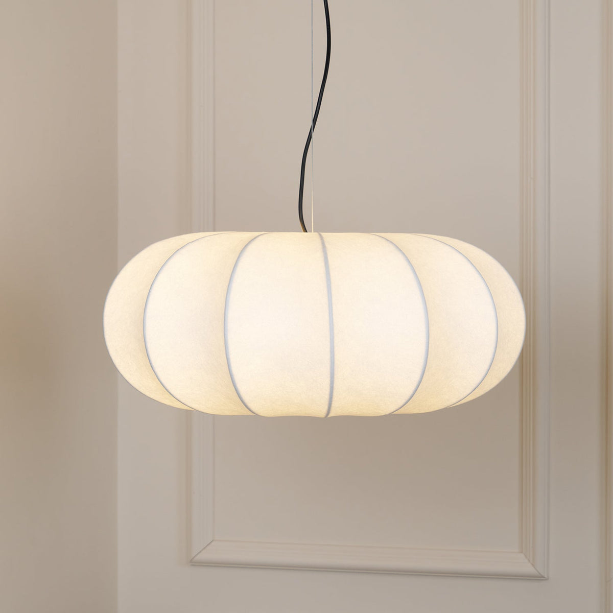 Bovena Silk Traditional Pendant Lamp