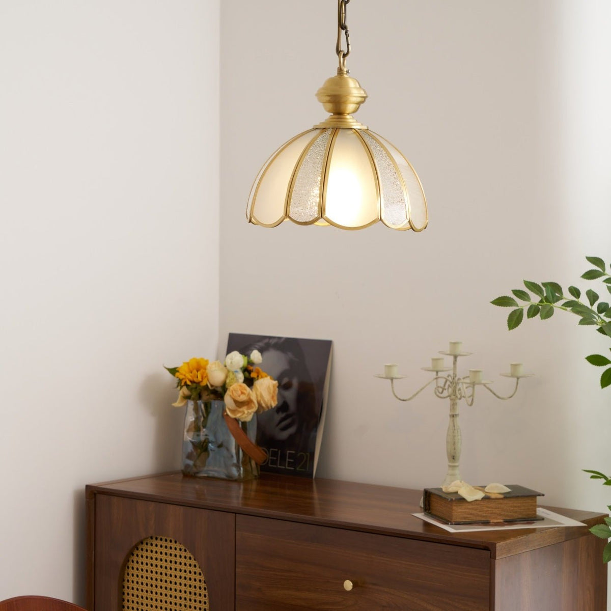 Lunell Traditional Art Brass Glass Pendant Light