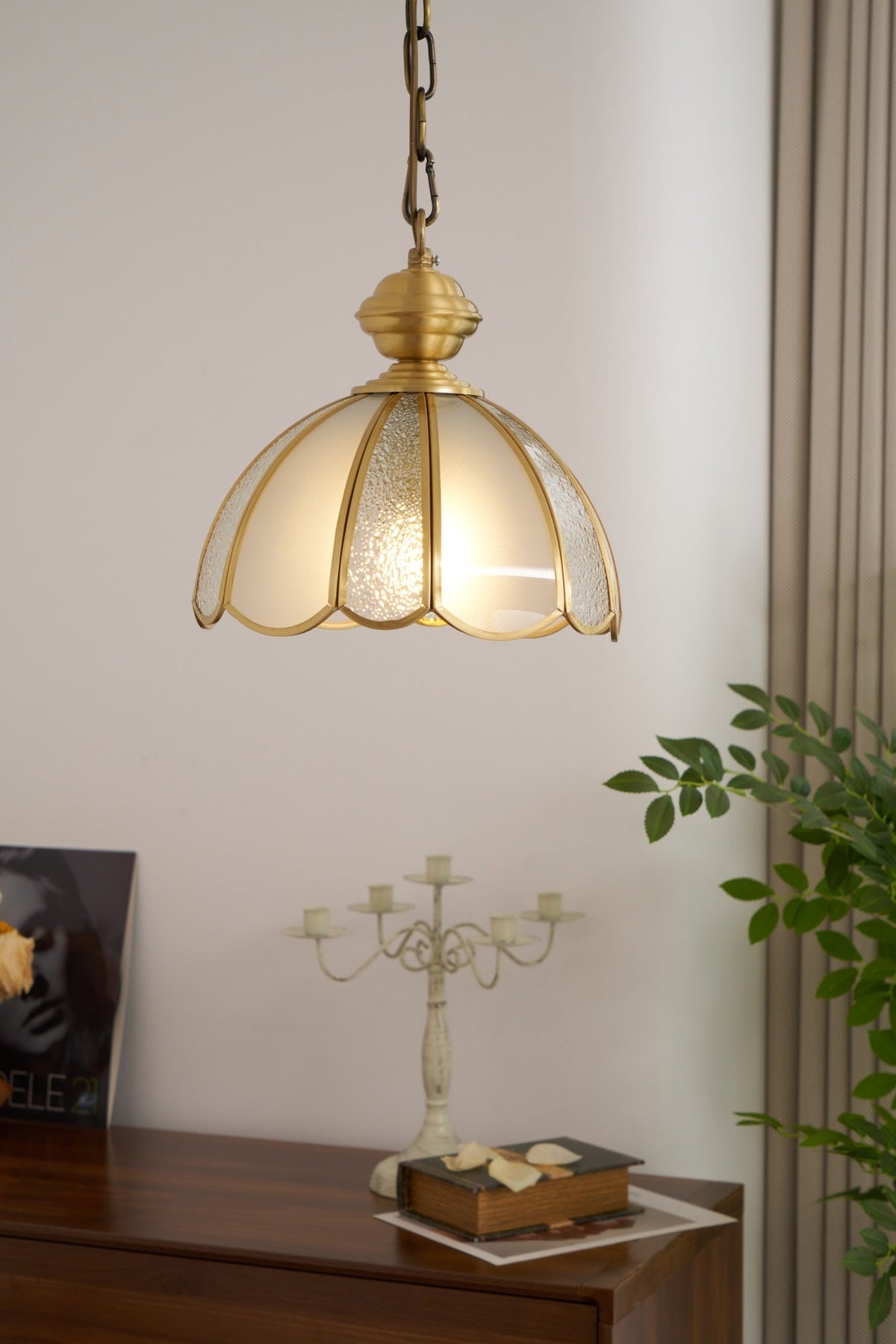 Lunell Traditional Art Brass Glass Pendant Light