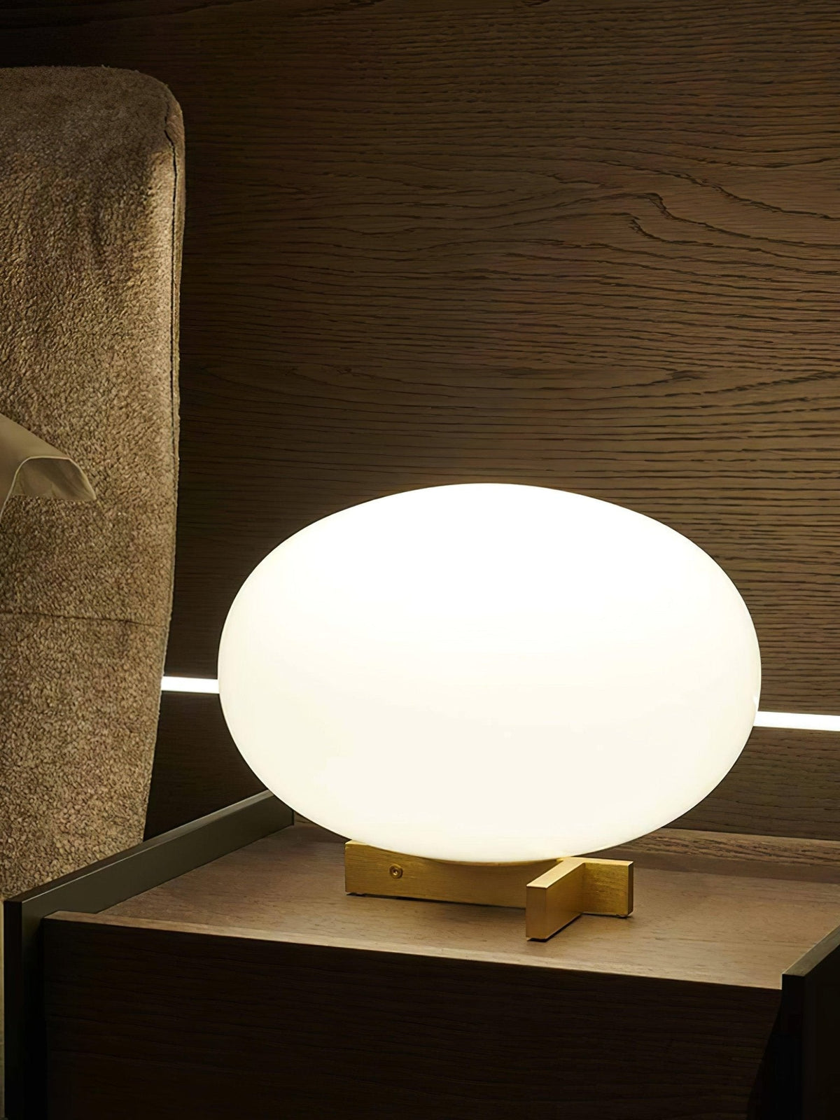 Golvin Orbiting Sphere Table Lamp