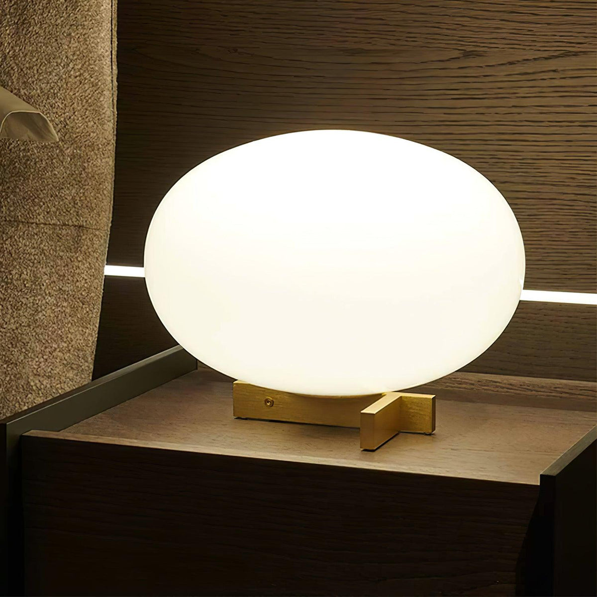 Golvin Orbiting Sphere Table Lamp