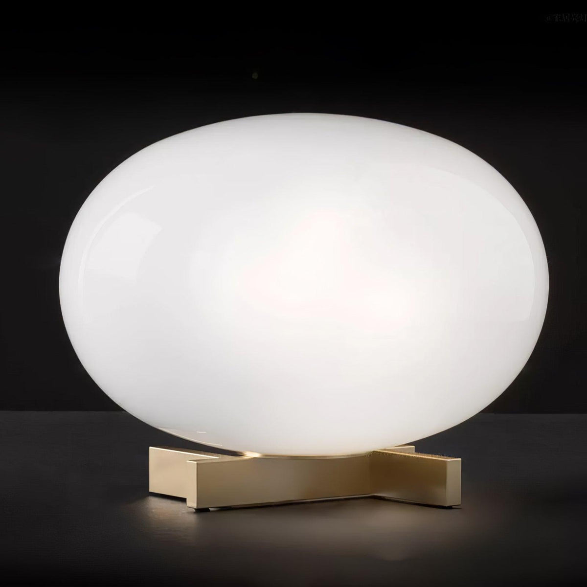 Golvin Orbiting Sphere Table Lamp
