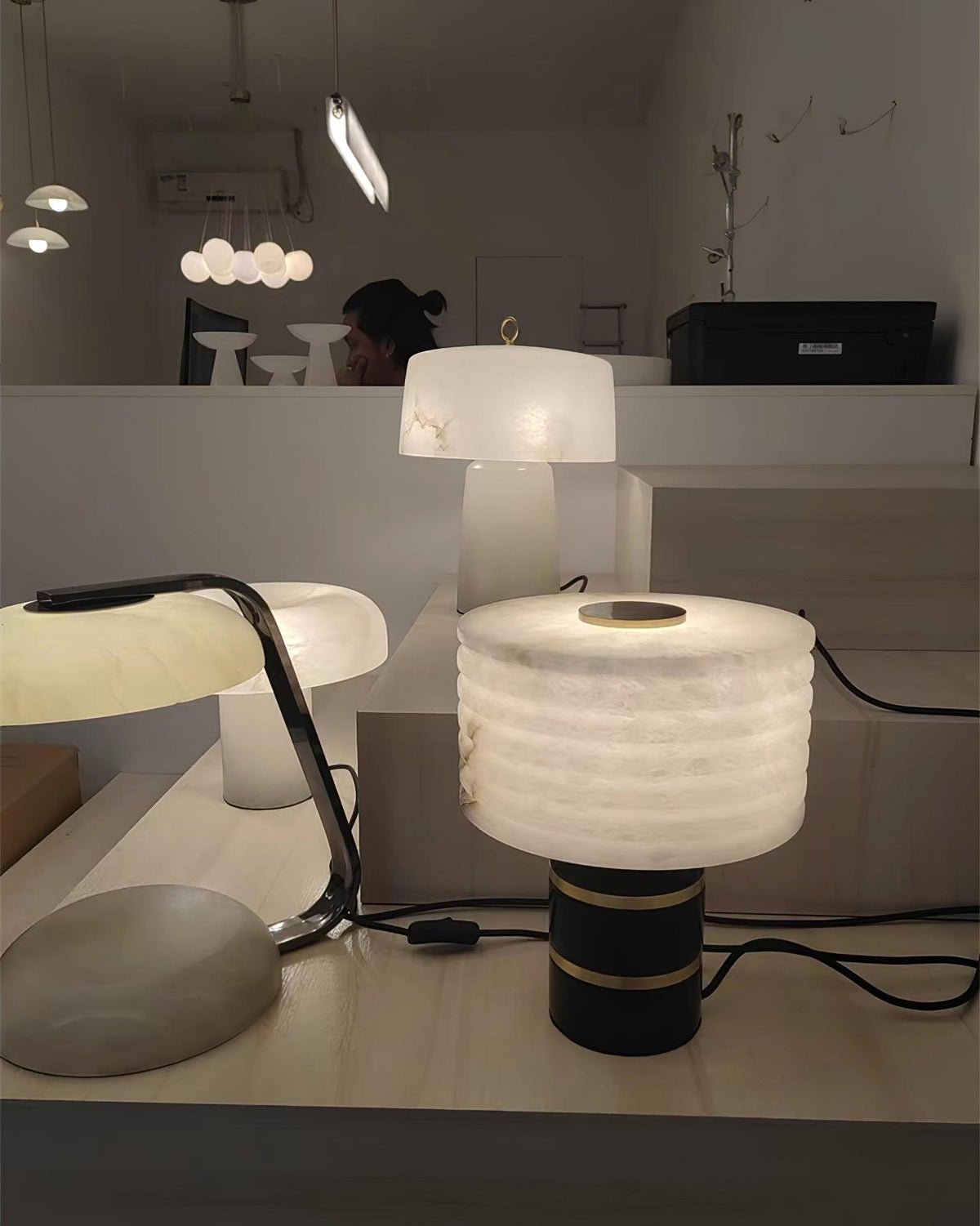 Elmarir Ribbed Alabaster Table Lamp