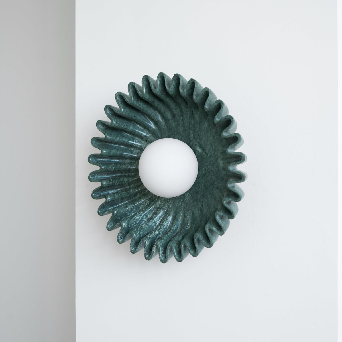 Viraisaya Wall Lamp
