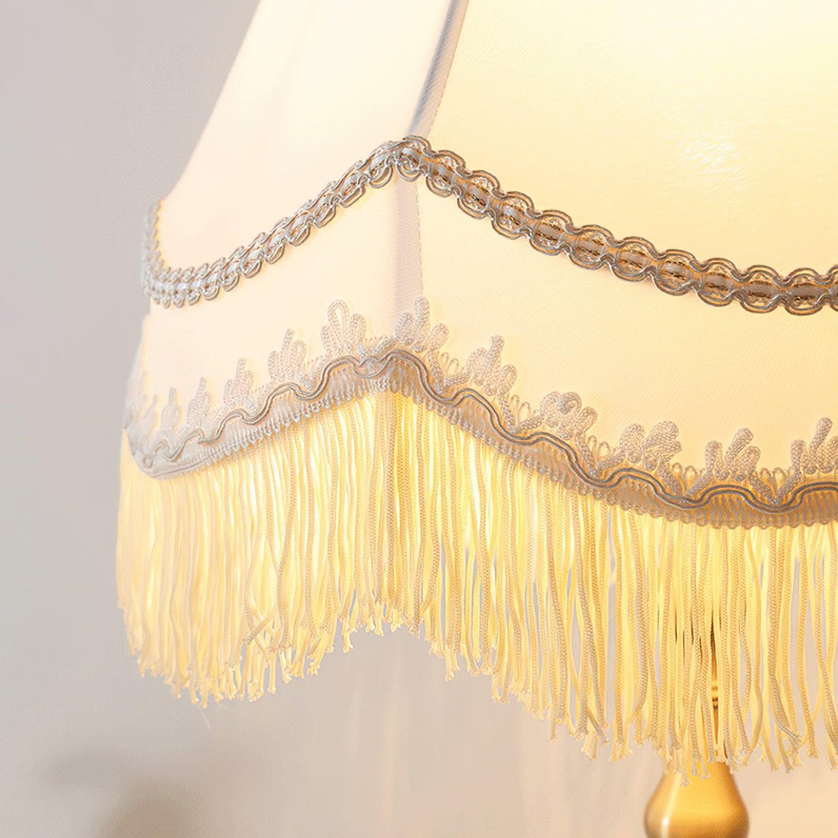 Octavia Vintage Table Lamp