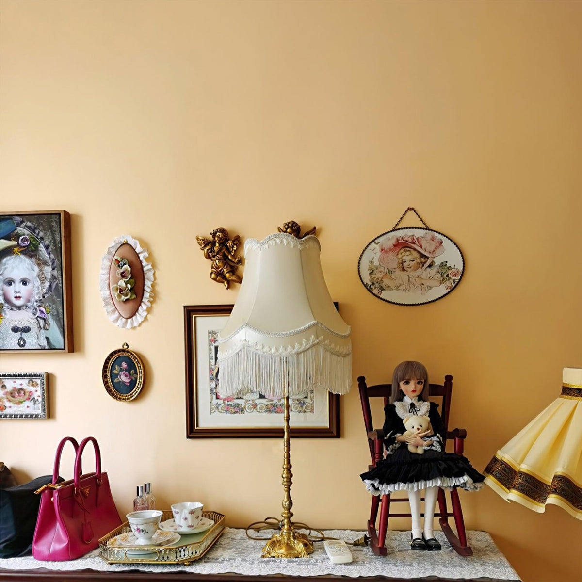 Octavia Vintage Table Lamp