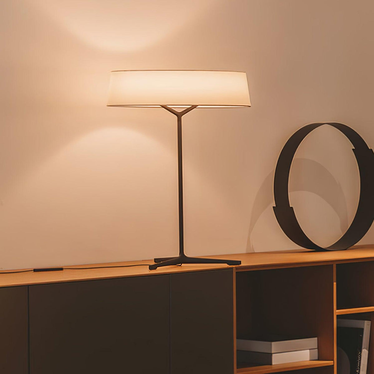 Linivira Fabric Scandinavian Table Lamp
