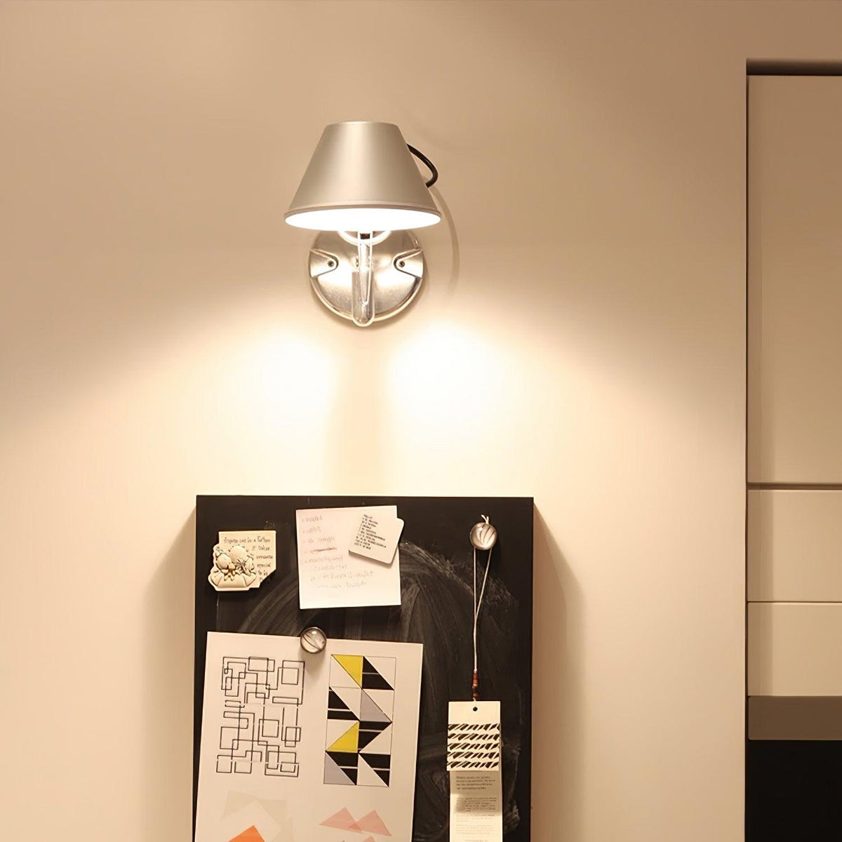 Nyliraris Unique Vintage Industrial Wall Lamp