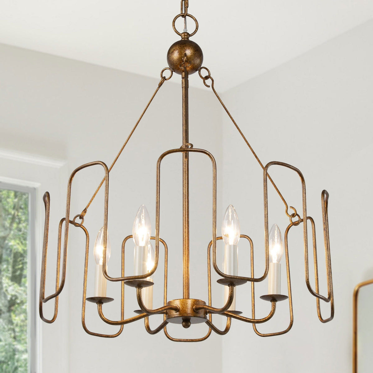 Liorinian Chandelier