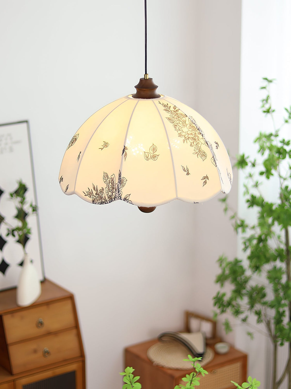 Vevenir Petal Whisper Wood Fabric Pendant Lamp