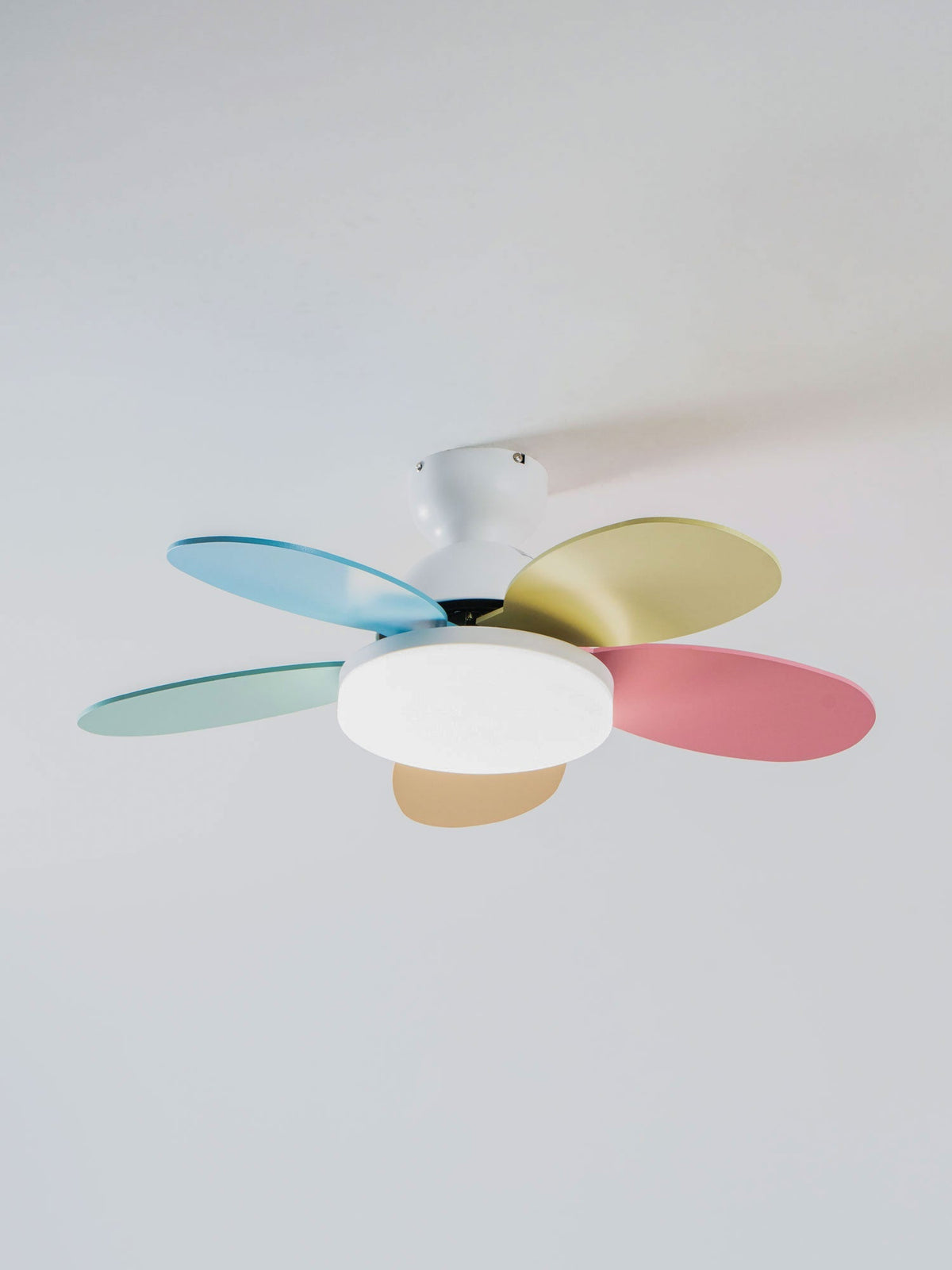 Hoda Wood Ceiling Fan Light
