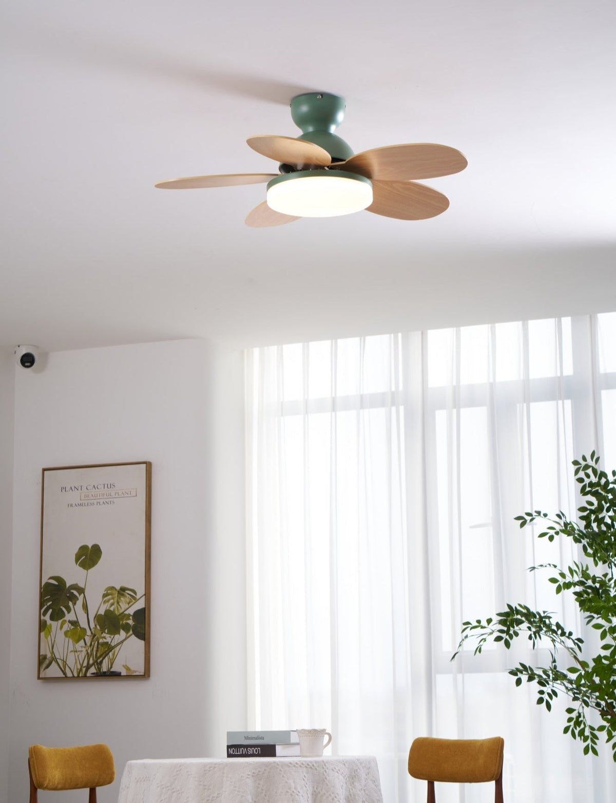 Hoda Wood Ceiling Fan Light