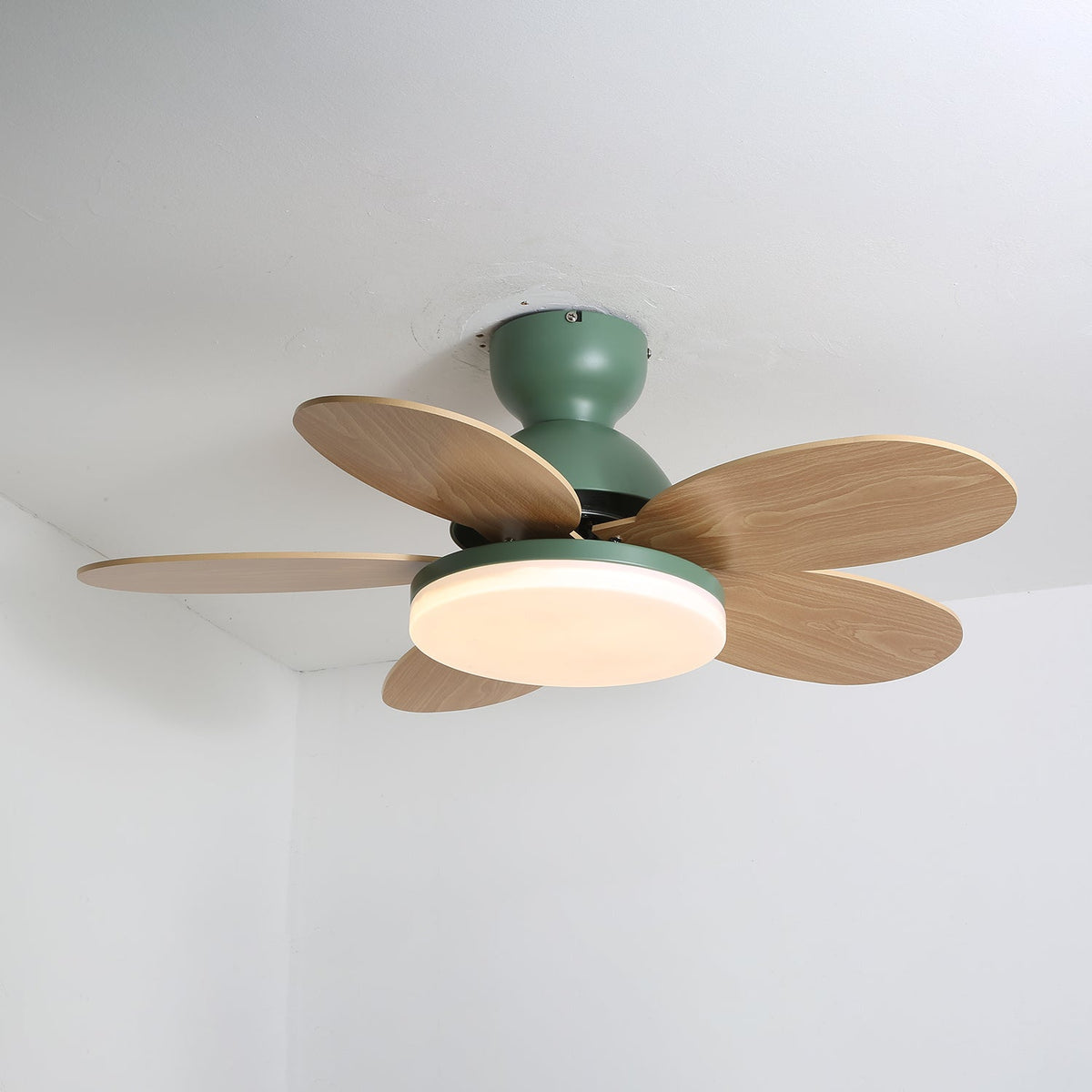 Hoda Wood Ceiling Fan Light