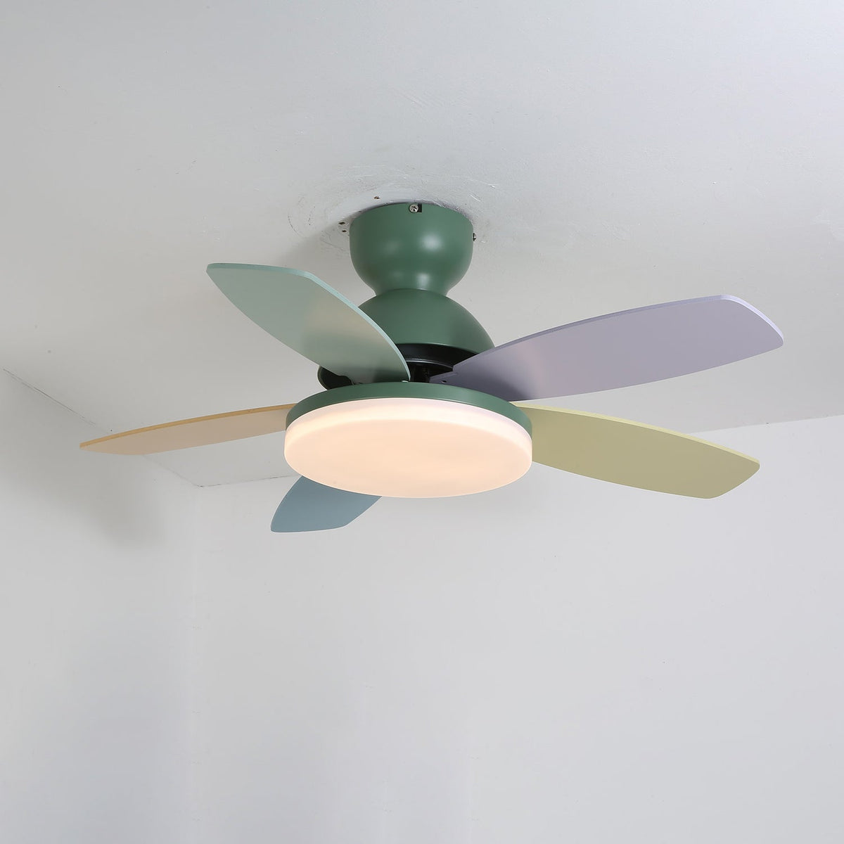 Hoda Wood Ceiling Fan Light