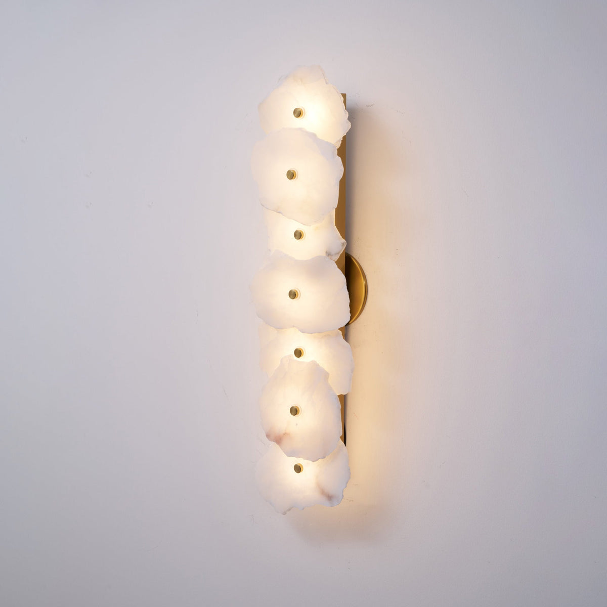 Kokai Alabaster Indoor Wall Light